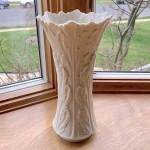 Lenox 8 1/2” Vase “Woodland” Collection